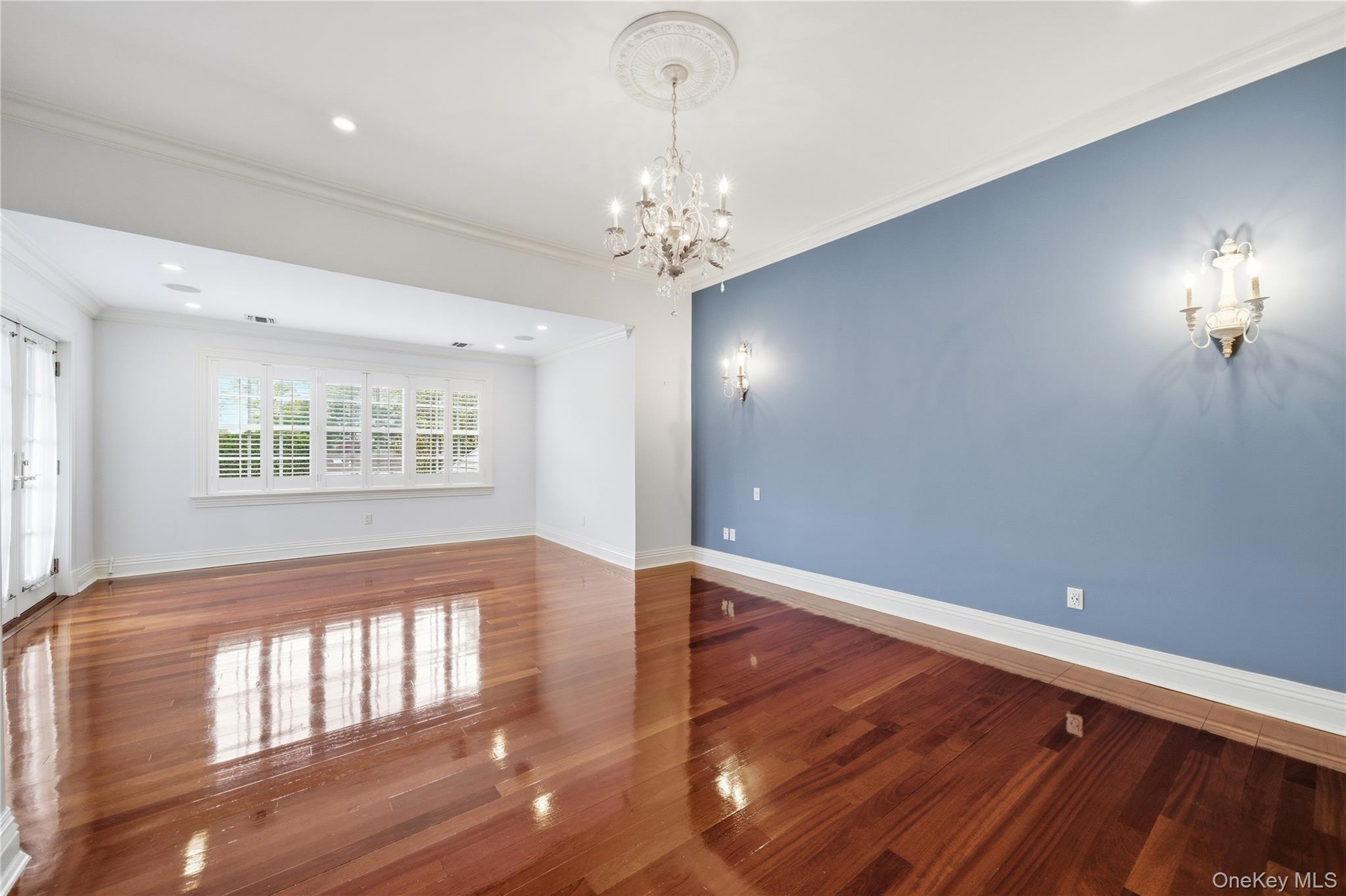 6 Sunhill Road