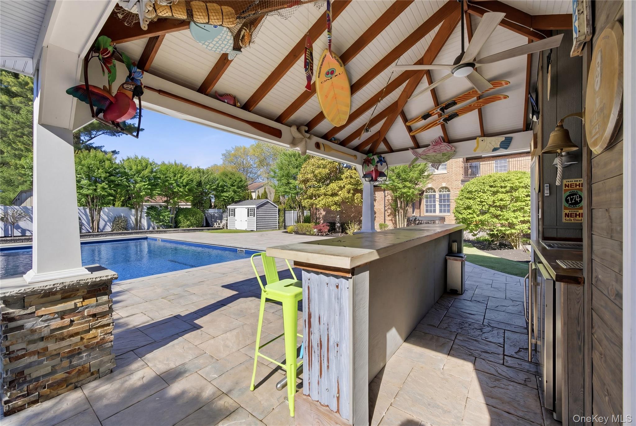 6 Sunhill Road