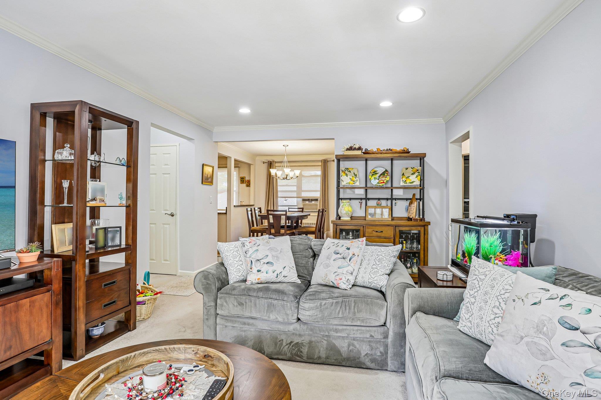 121 N. Broadway Unit: 22K