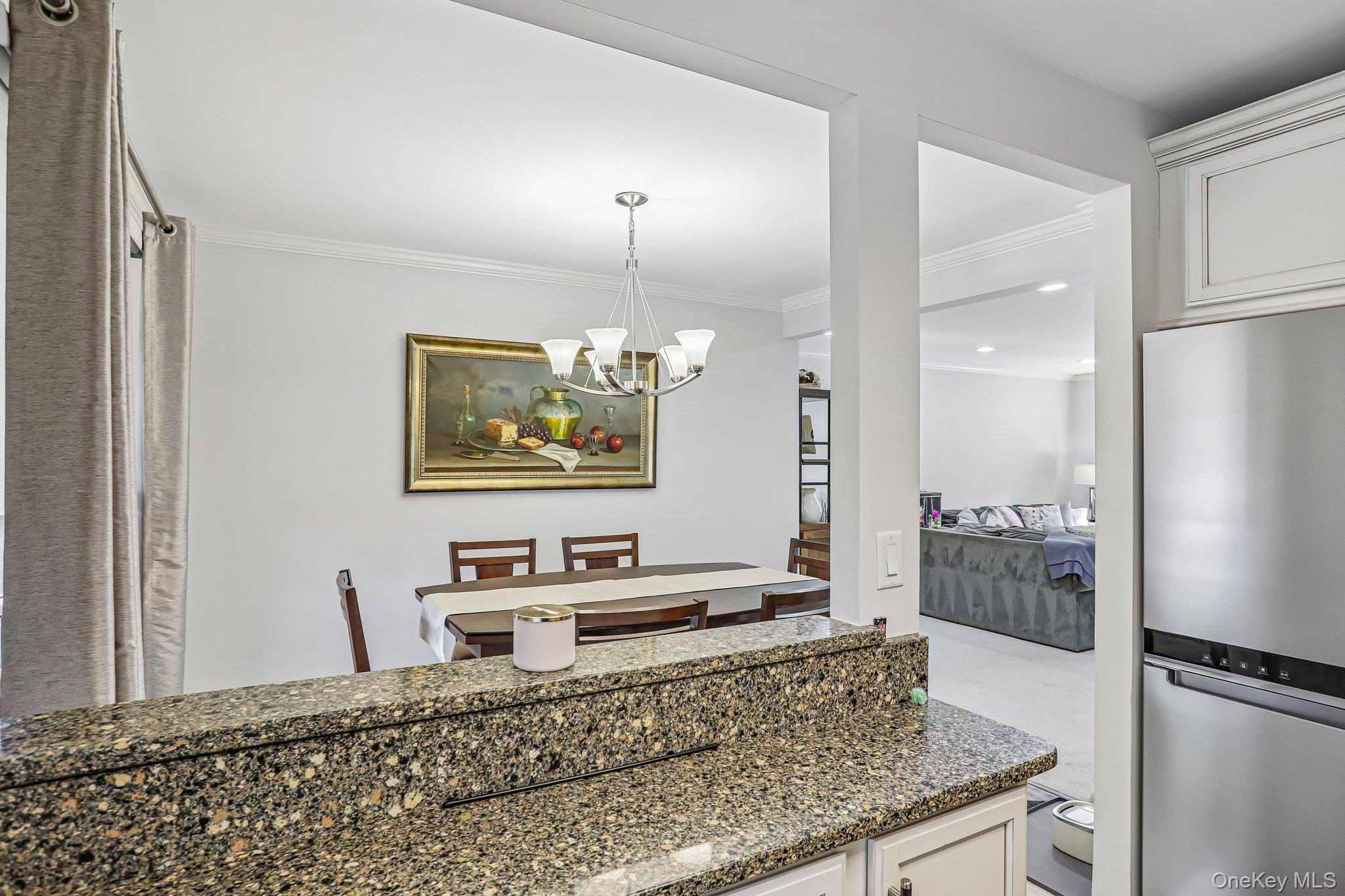 121 N. Broadway Unit: 22K