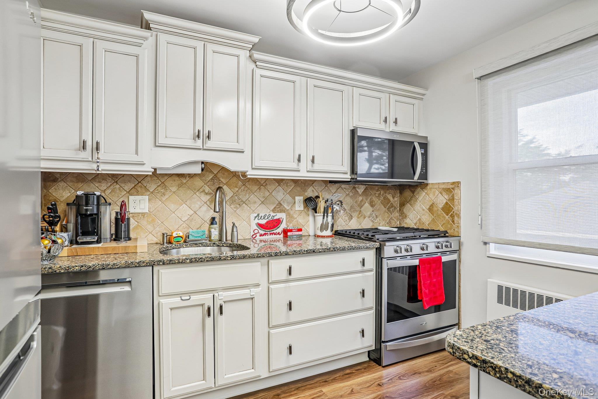 121 N. Broadway Unit: 22K