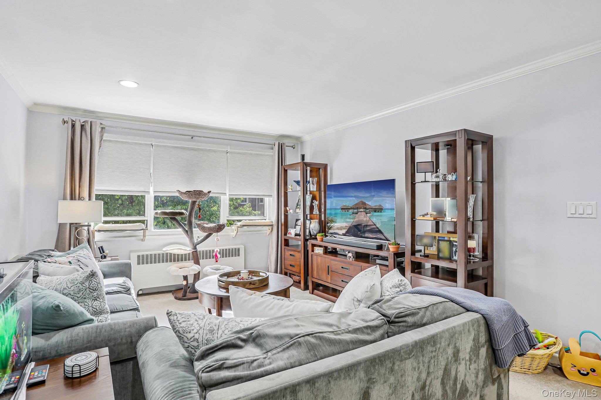 121 N. Broadway Unit: 22K