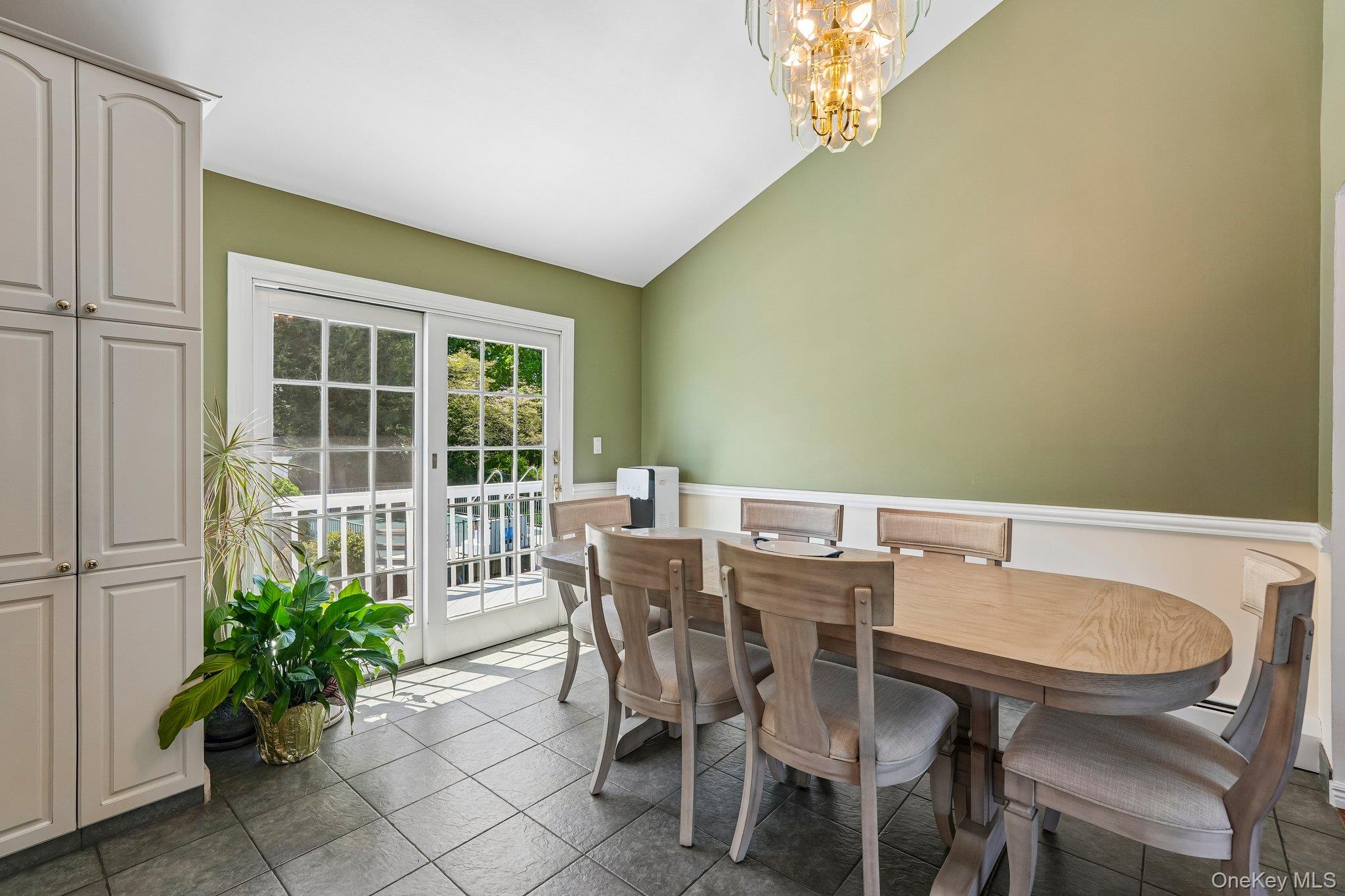 1 Green Tree Road