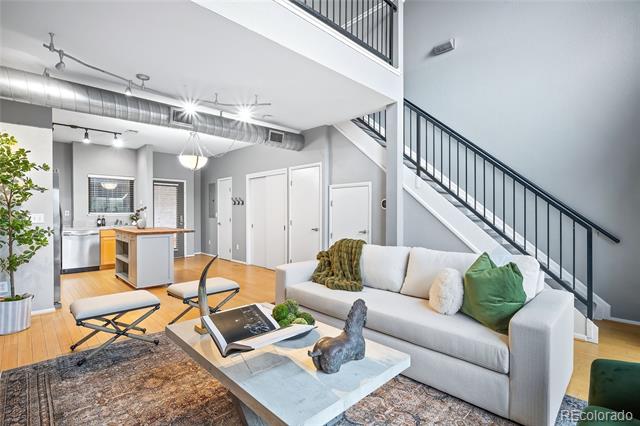 3187 Blake Street Unit: 2