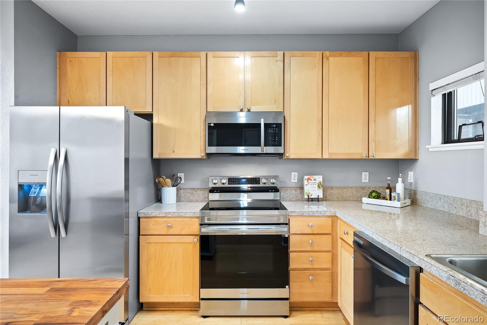 3187 Blake Street Unit: 2