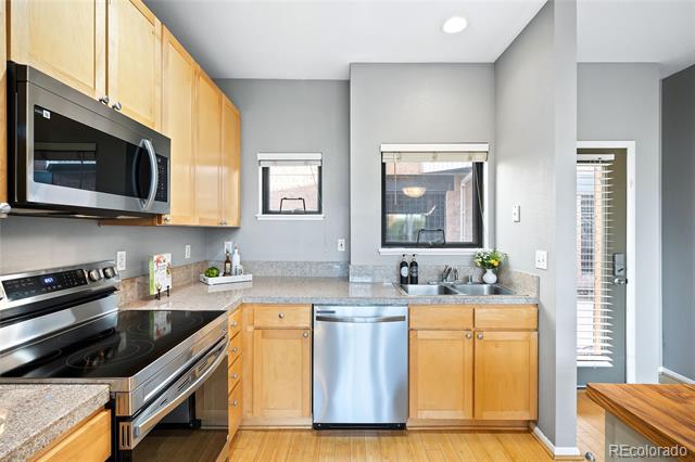 3187 Blake Street Unit: 2