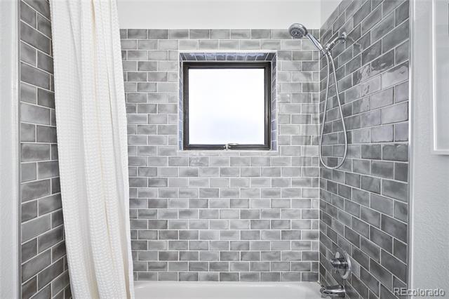 3187 Blake Street Unit: 2