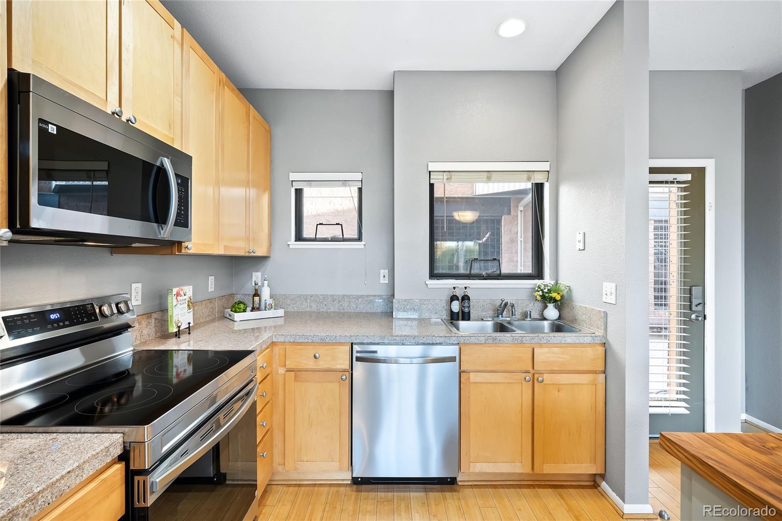 3187 Blake Street Unit: 2