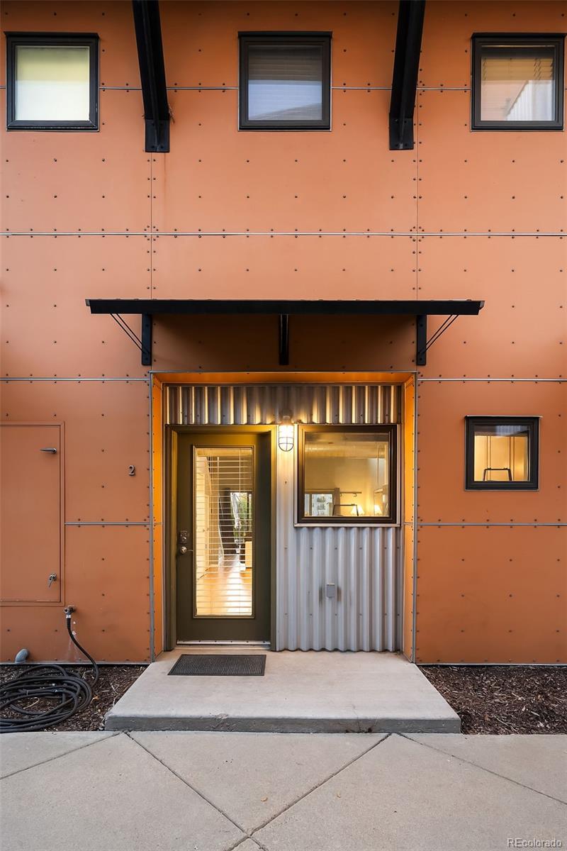 3187 Blake Street Unit: 2