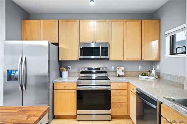 3187 Blake Street Unit: 2