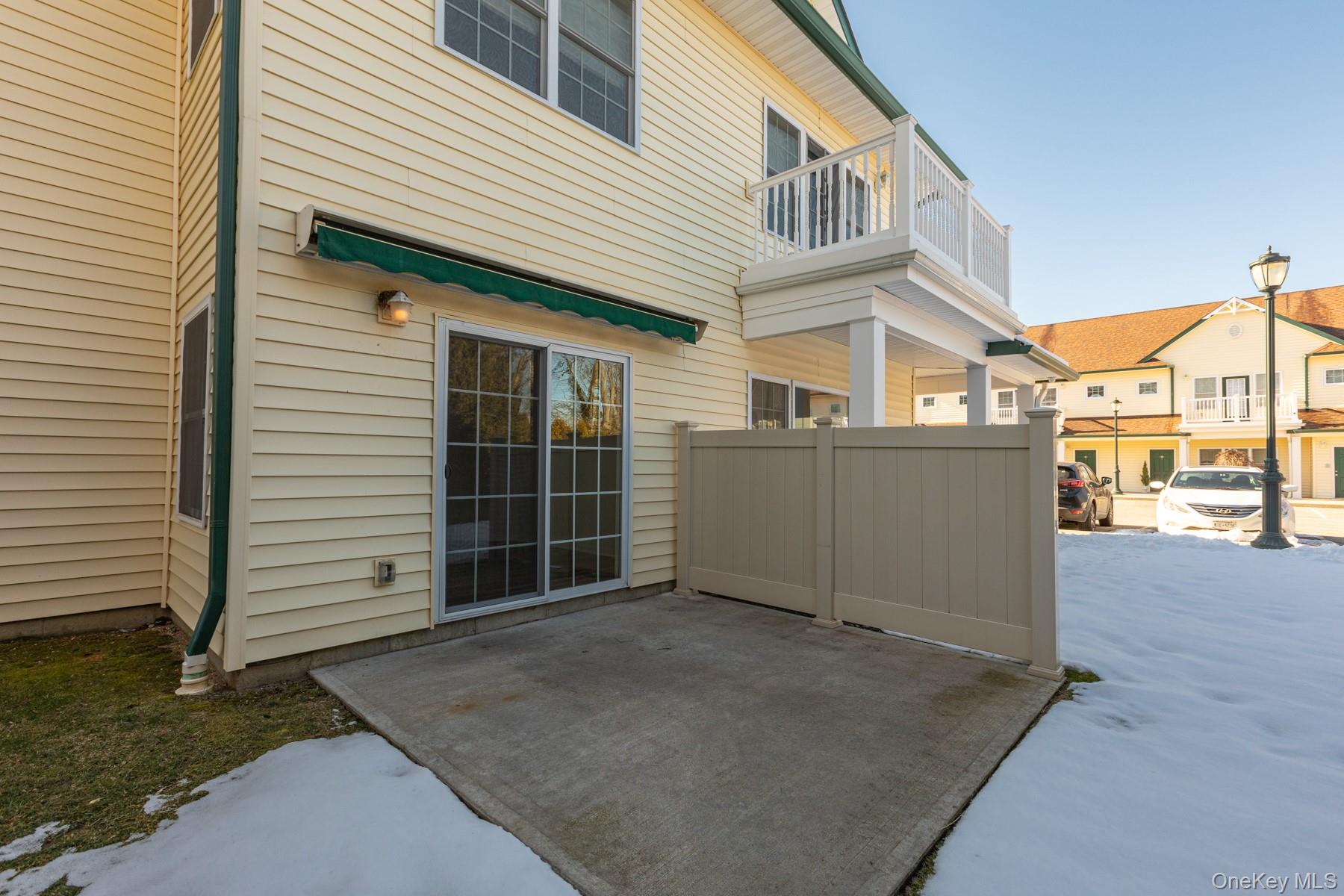 975 Main Street Unit: 12
