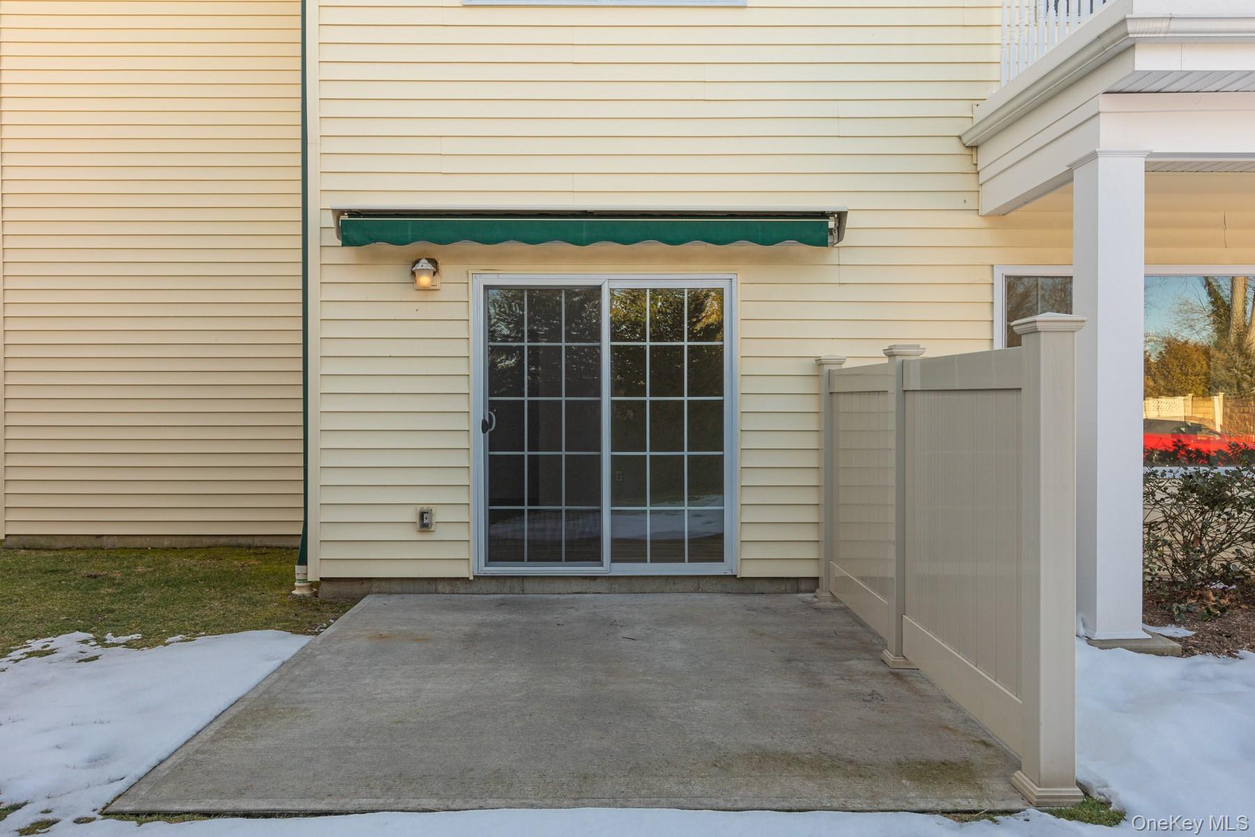 975 Main Street Unit: 12