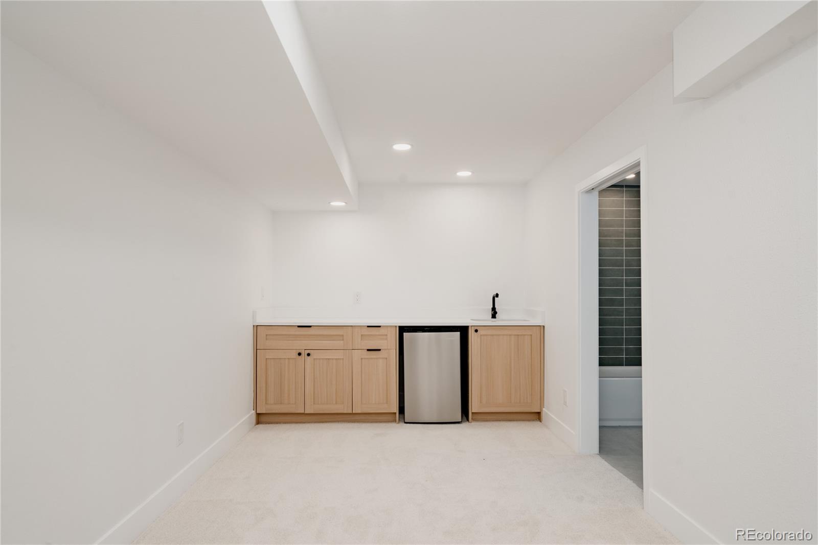 4675 S Yosemite Street Unit: 205