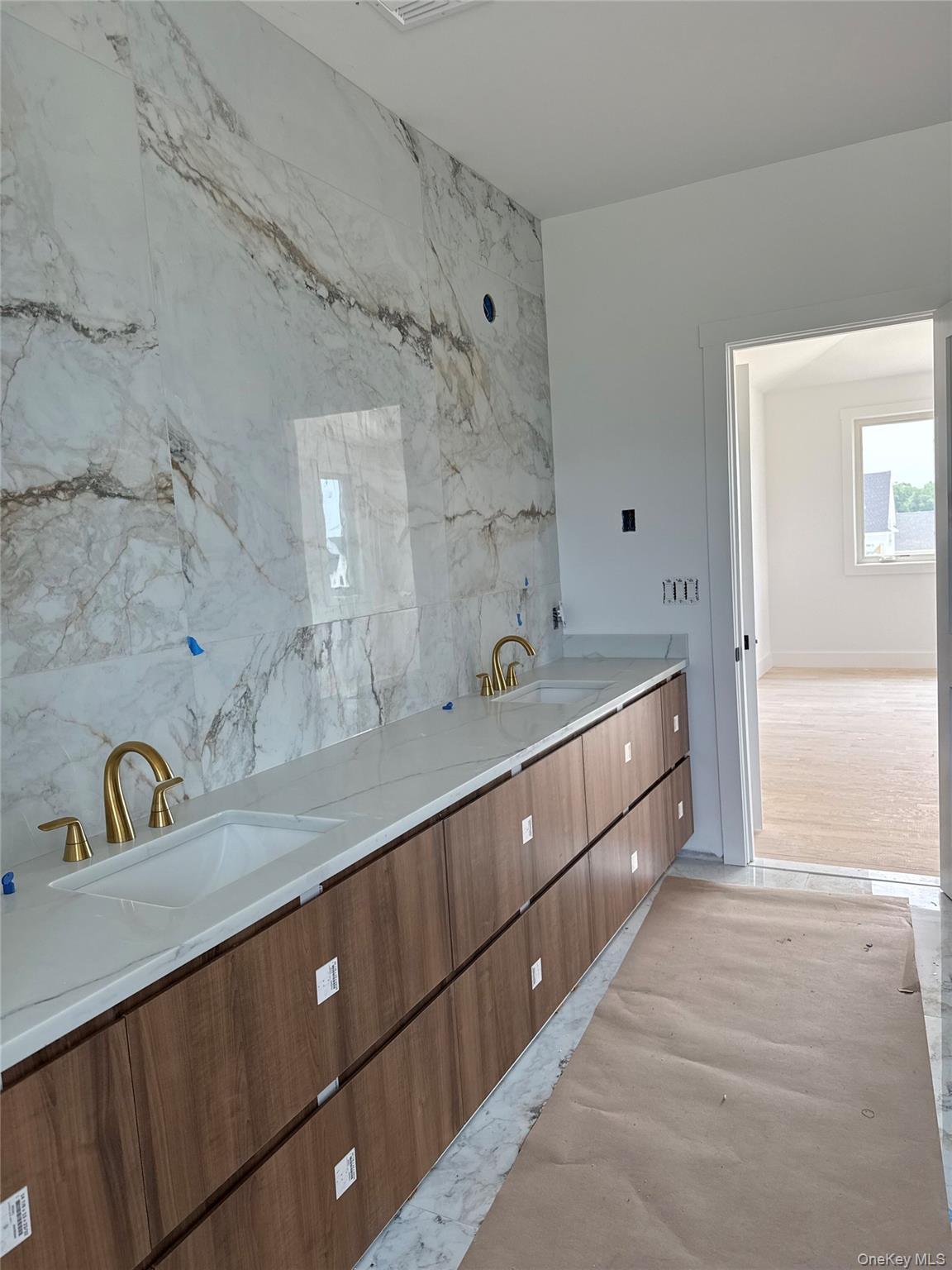 20 Nesheiwat Drive