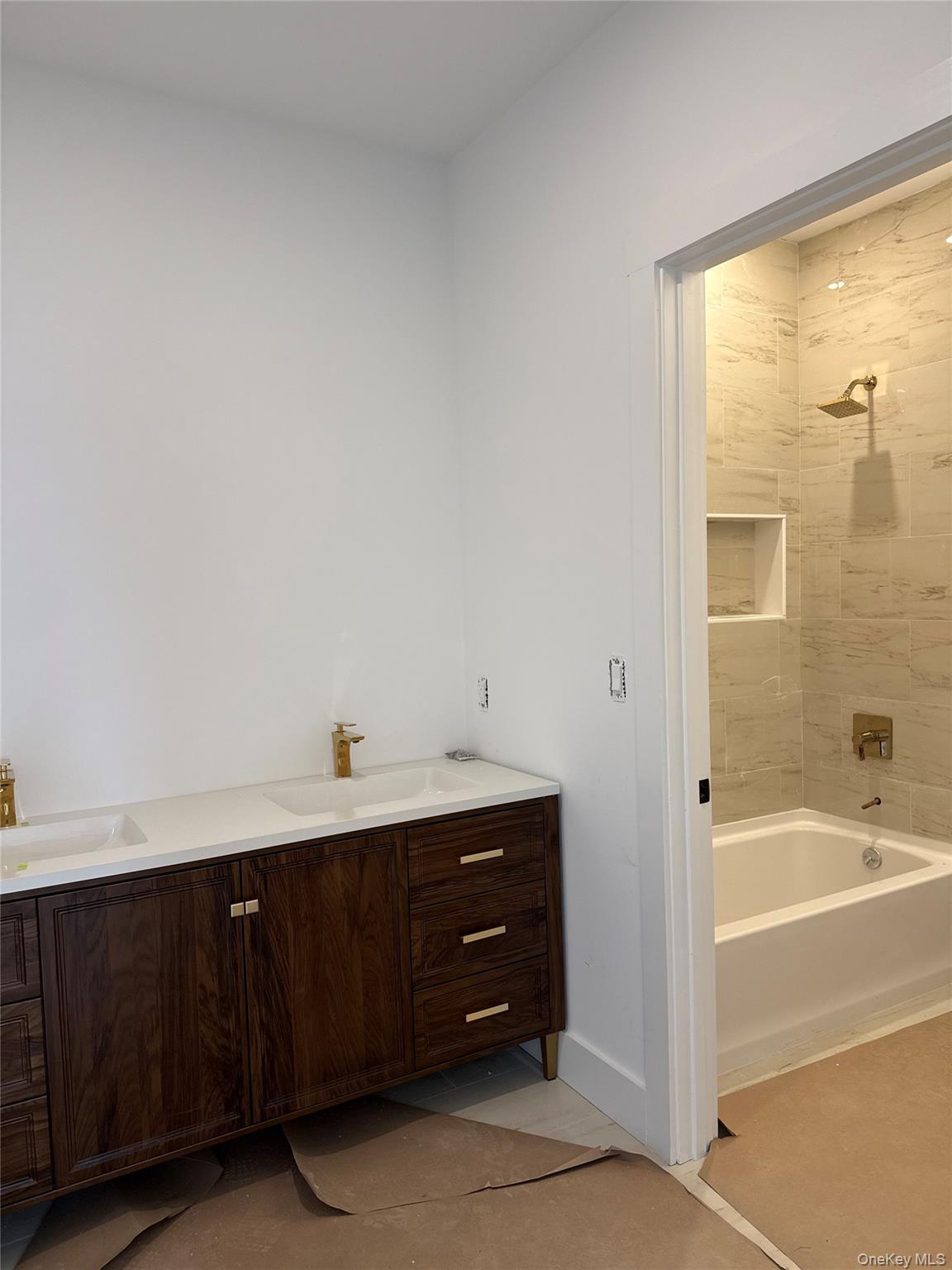 20 Nesheiwat Drive
