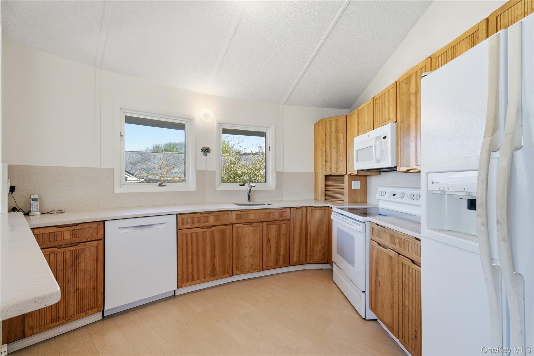 583 Bayberry Walk