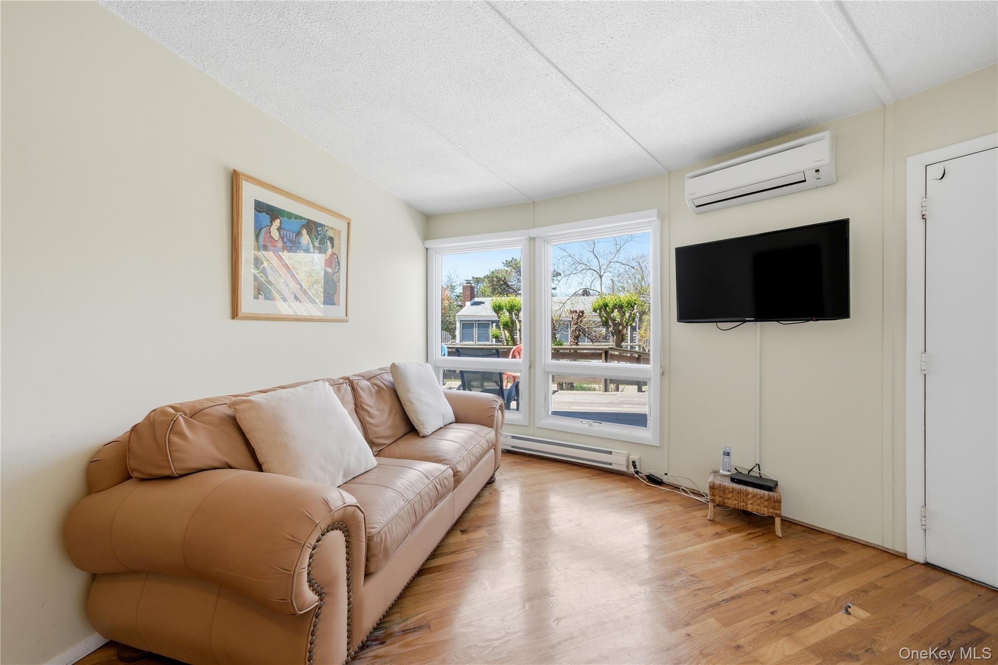583 Bayberry Walk