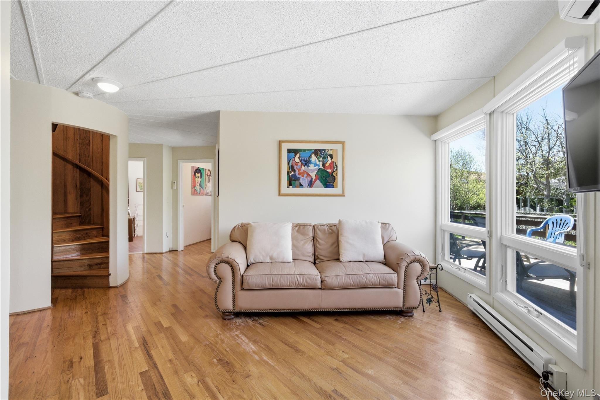 583 Bayberry Walk