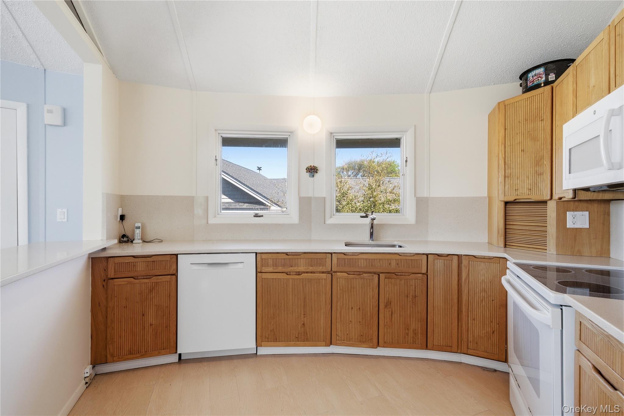 583 Bayberry Walk