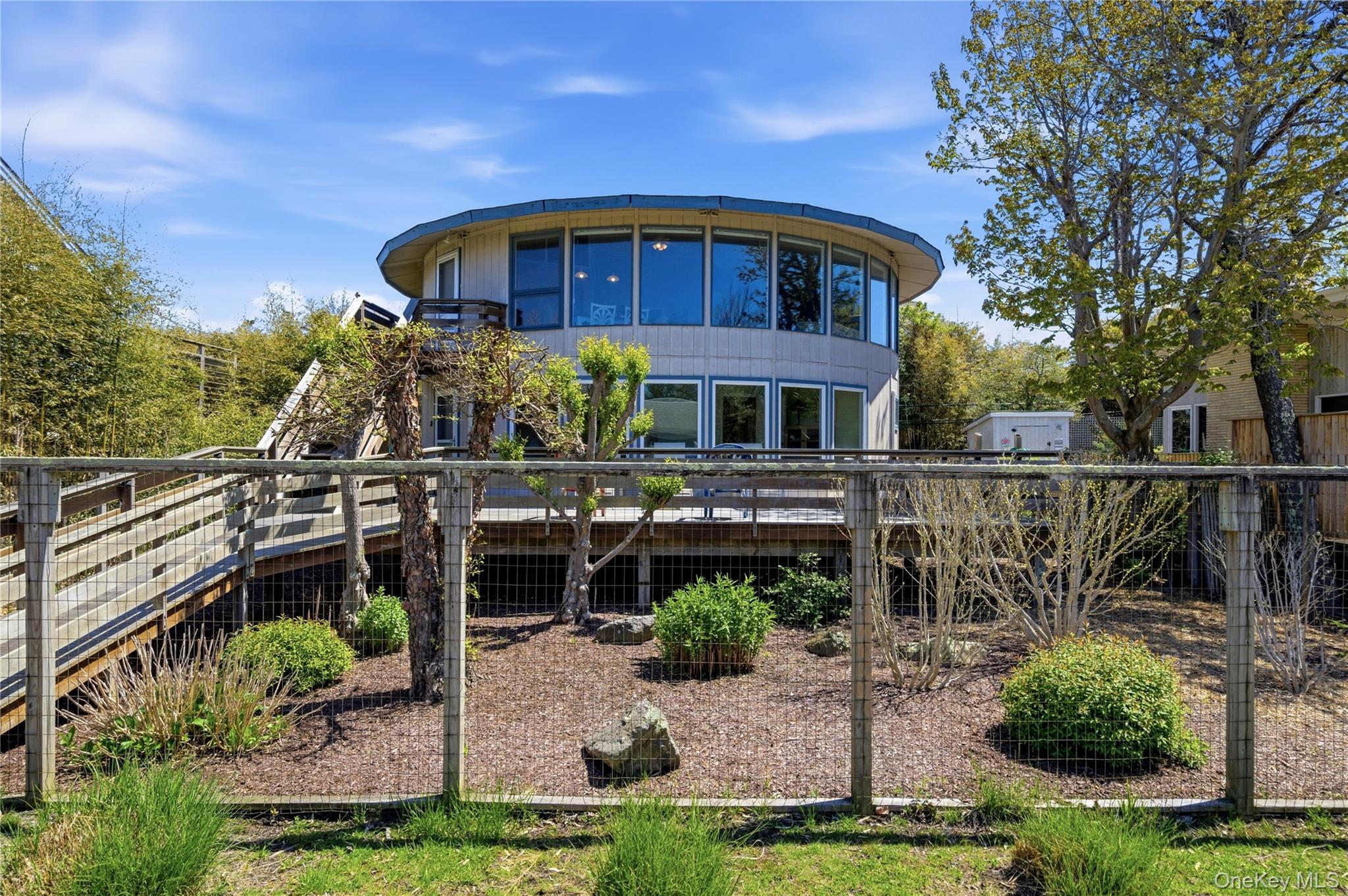 583 Bayberry Walk