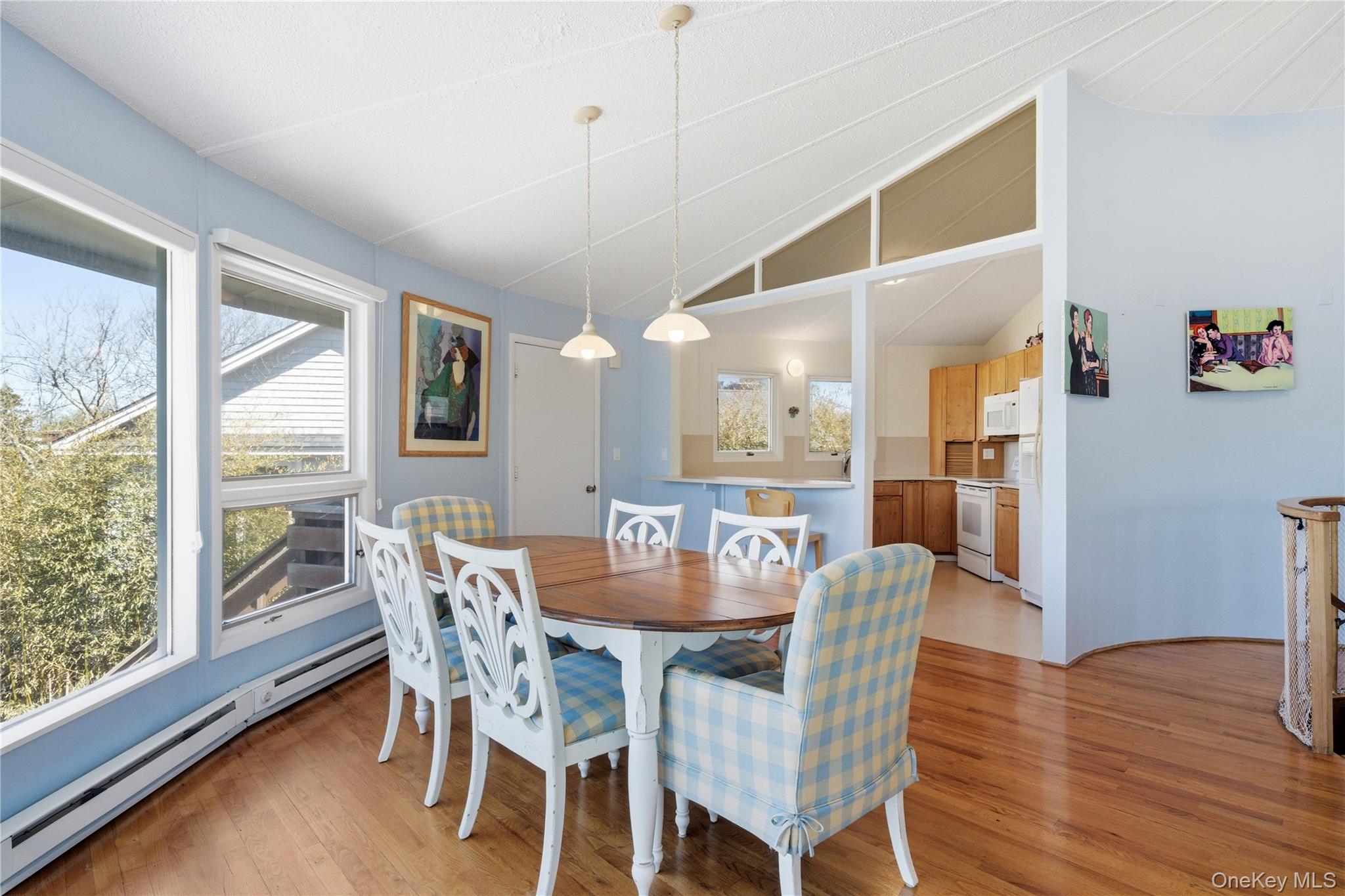 583 Bayberry Walk