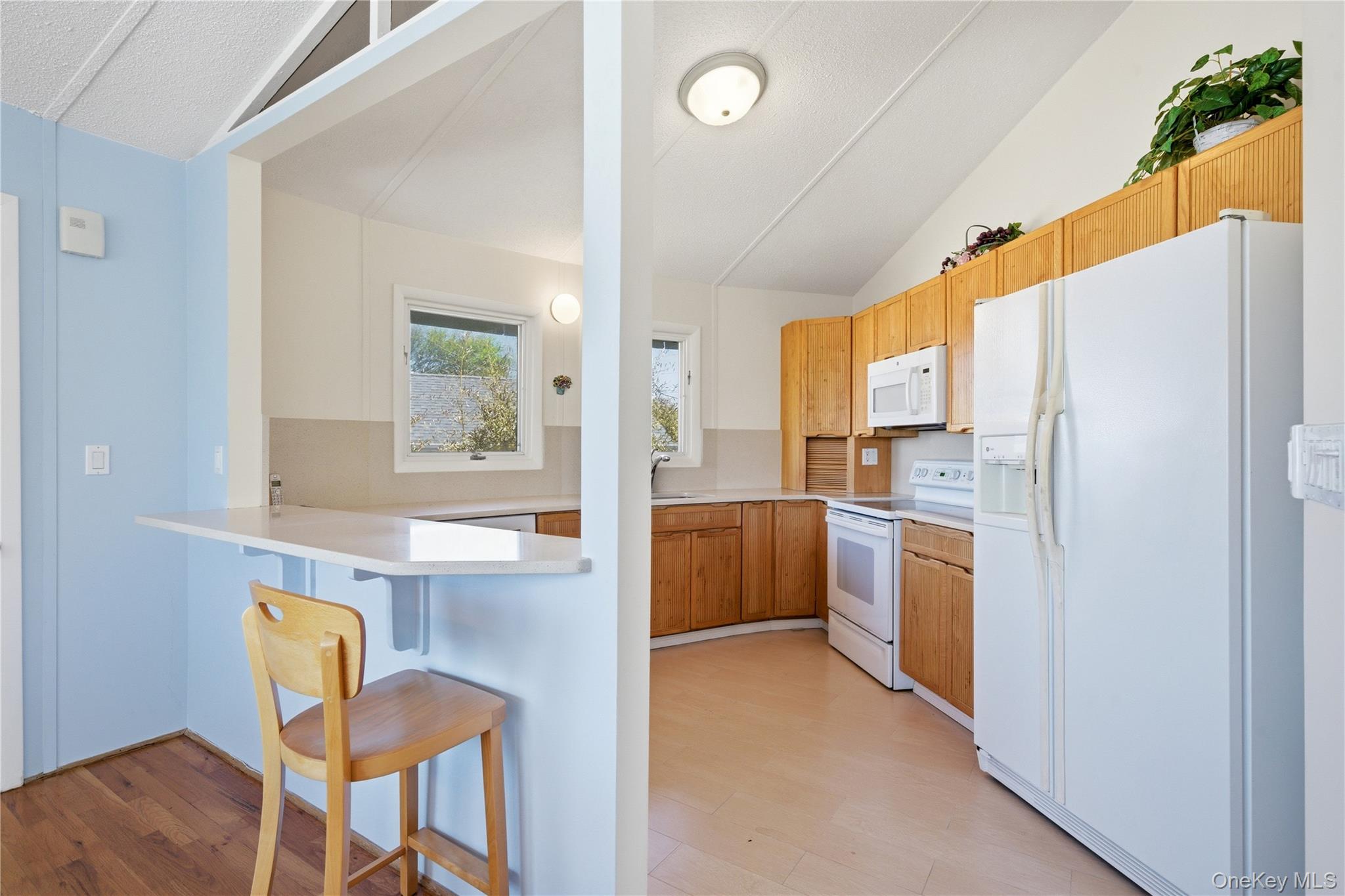 583 Bayberry Walk