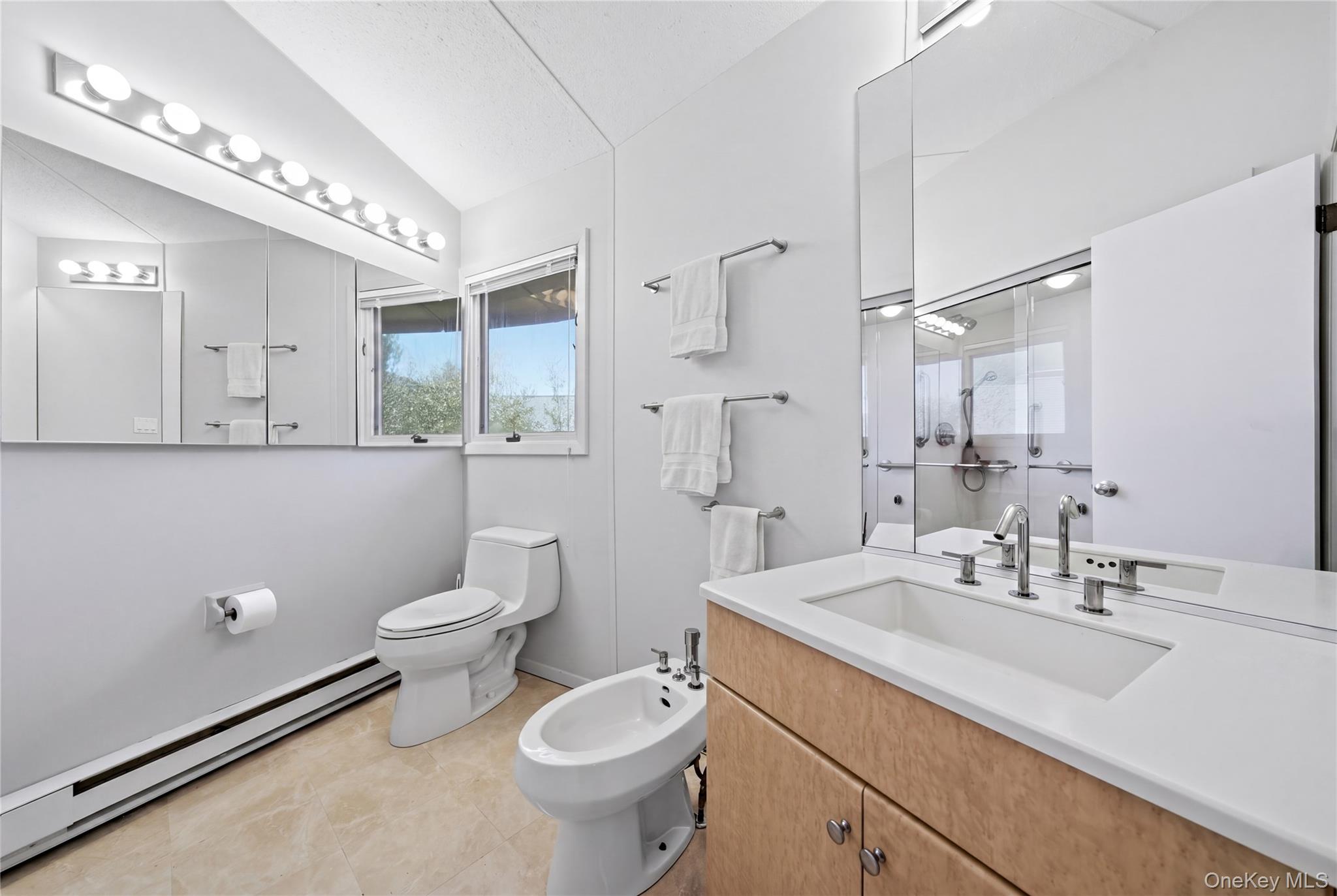 583 Bayberry Walk