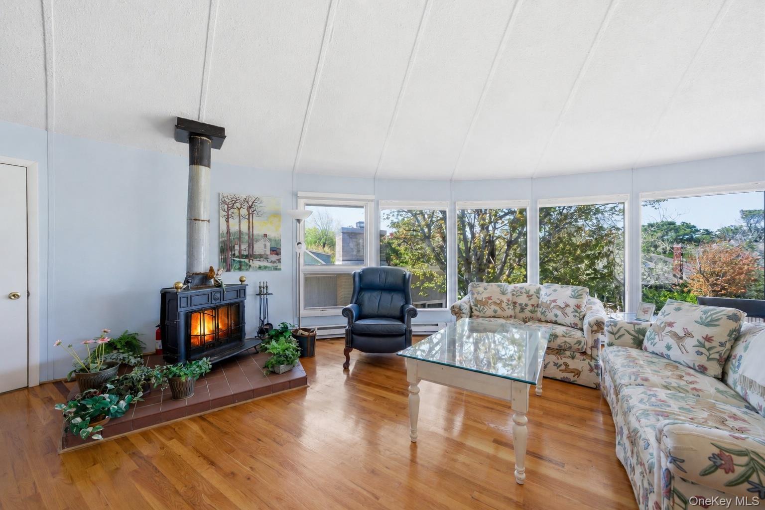 583 Bayberry Walk