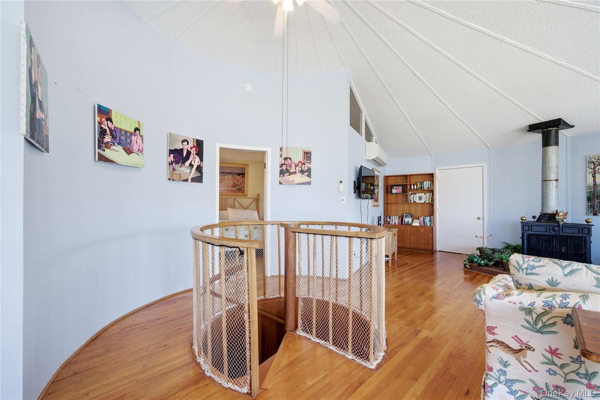583 Bayberry Walk