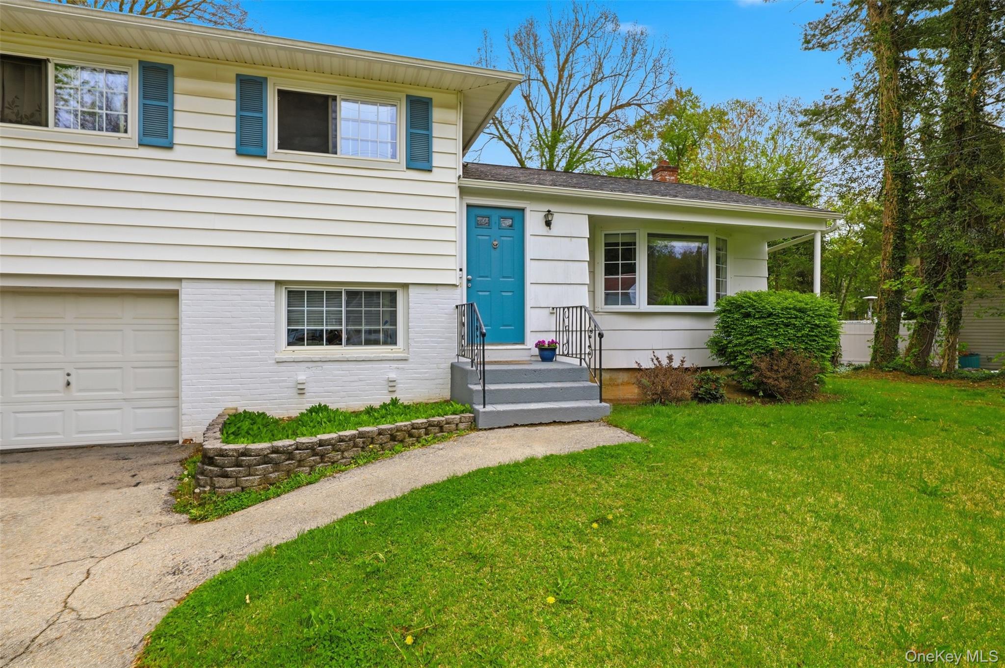 4 Lori Street