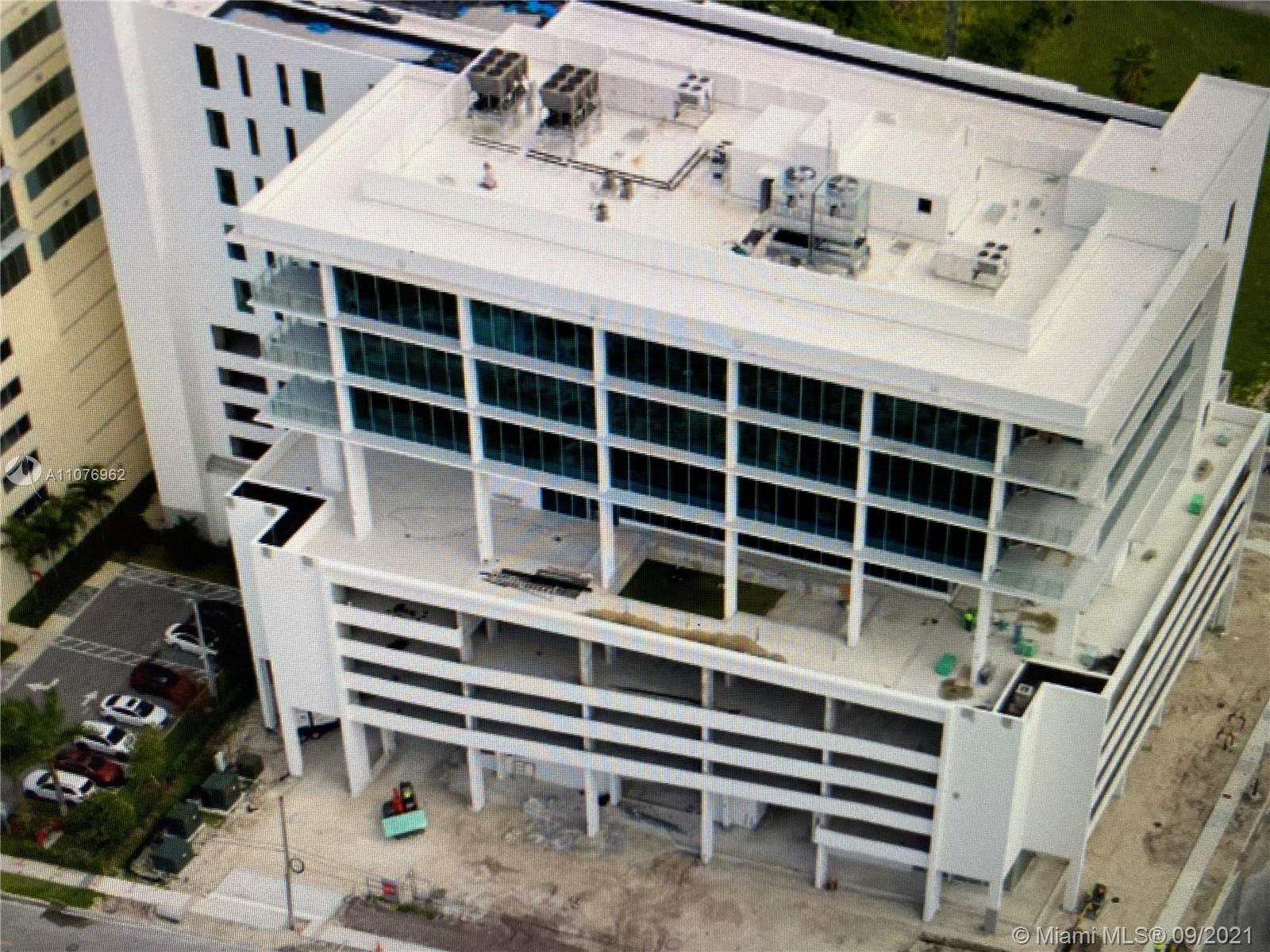2820 NE 214 Street Unit: 1003