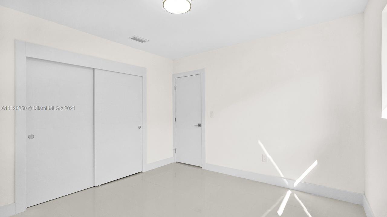634 Bird Rd