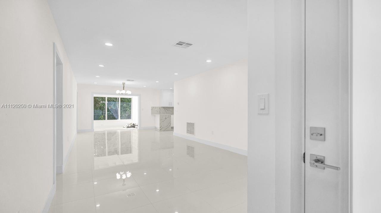 634 Bird Rd