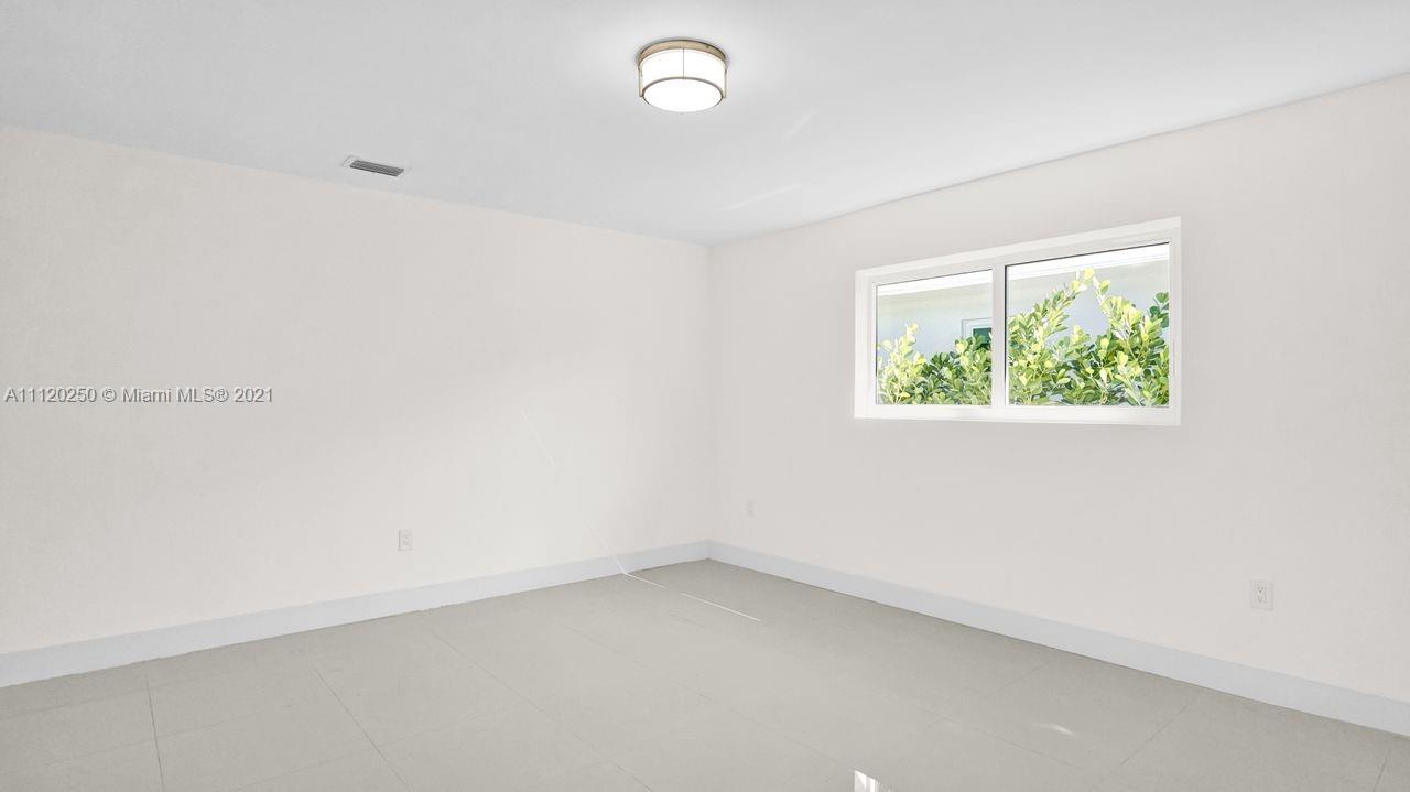 634 Bird Rd