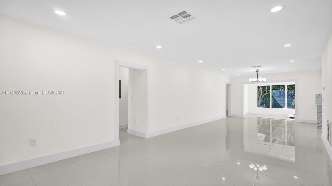 634 Bird Rd