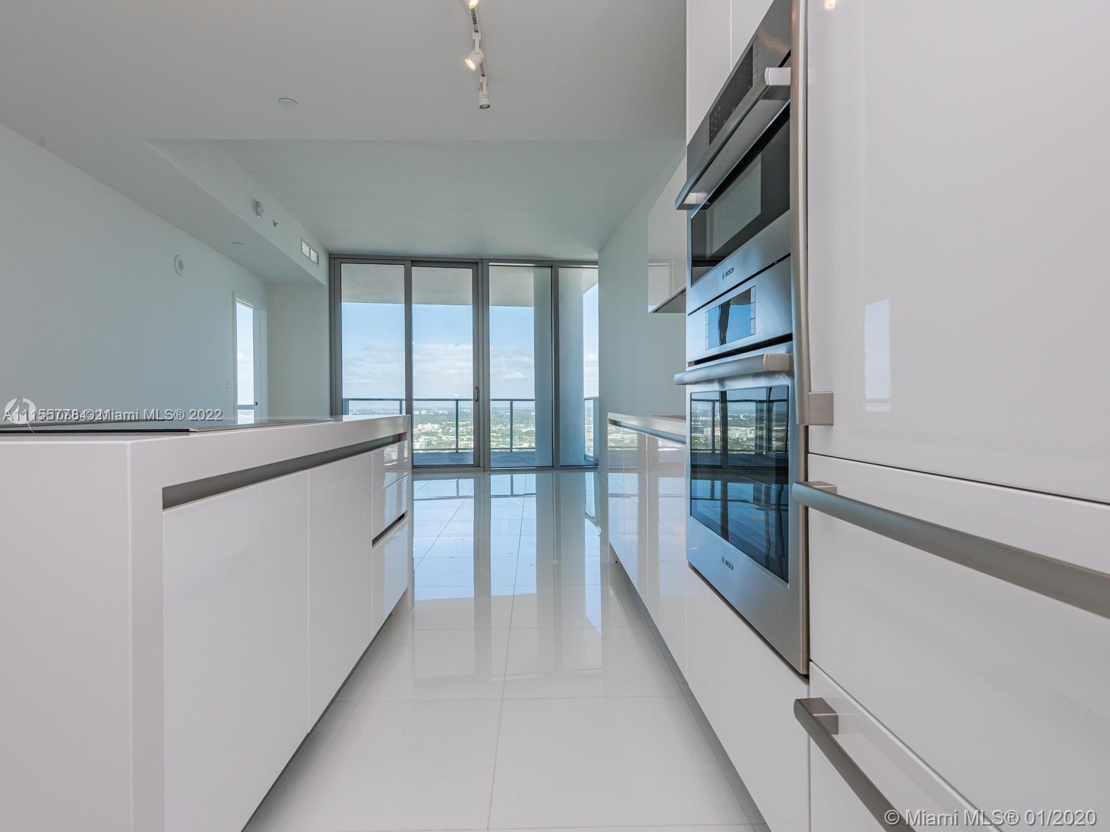 851 NE 1st Ave Unit: 2000