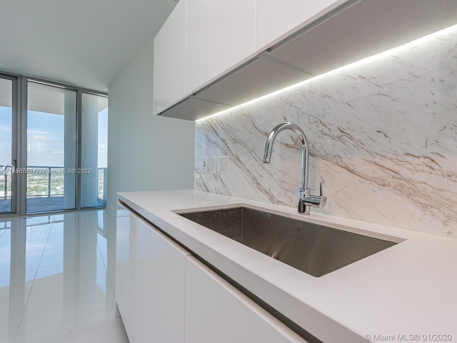 851 NE 1st Ave Unit: 2000