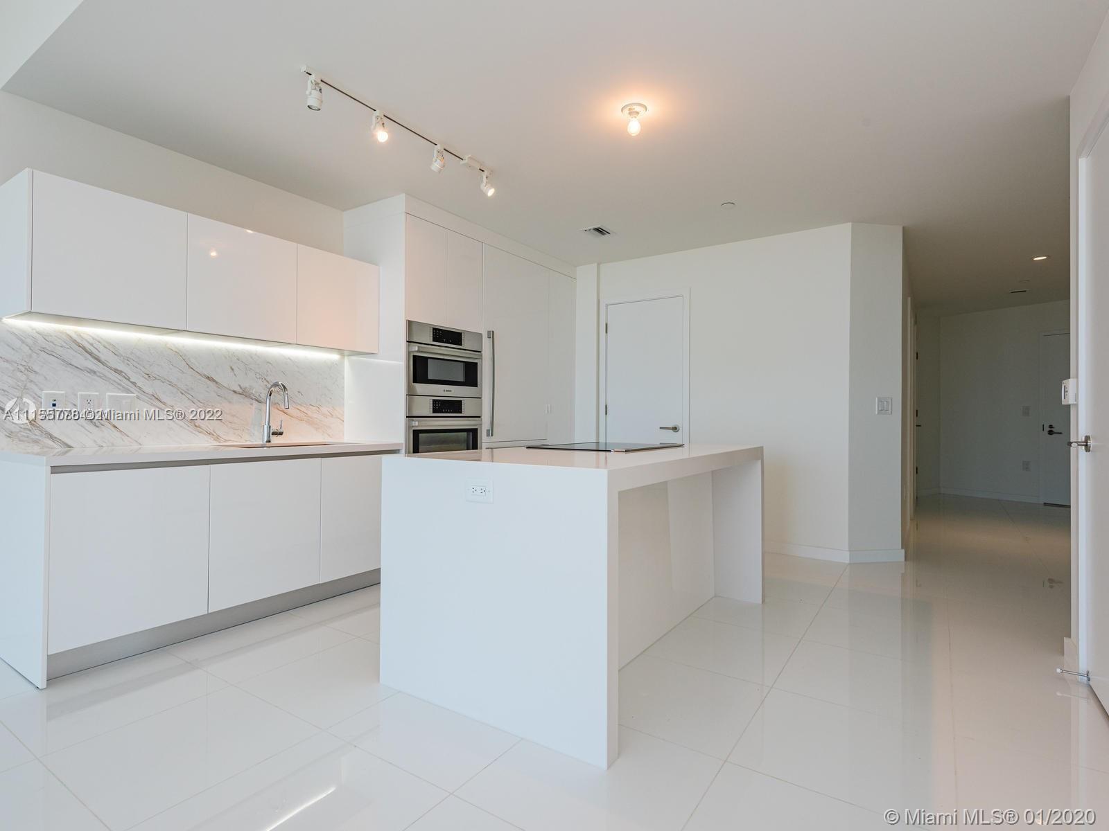851 NE 1st Ave Unit: 2000