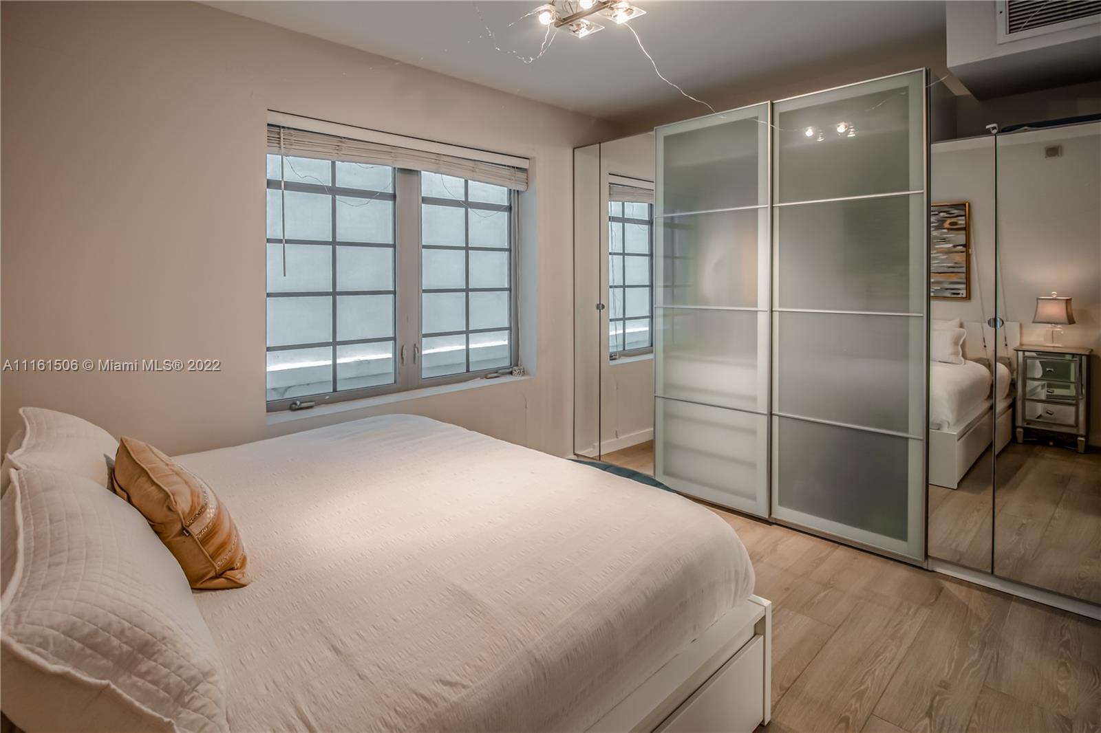 435 21st St Unit: 222