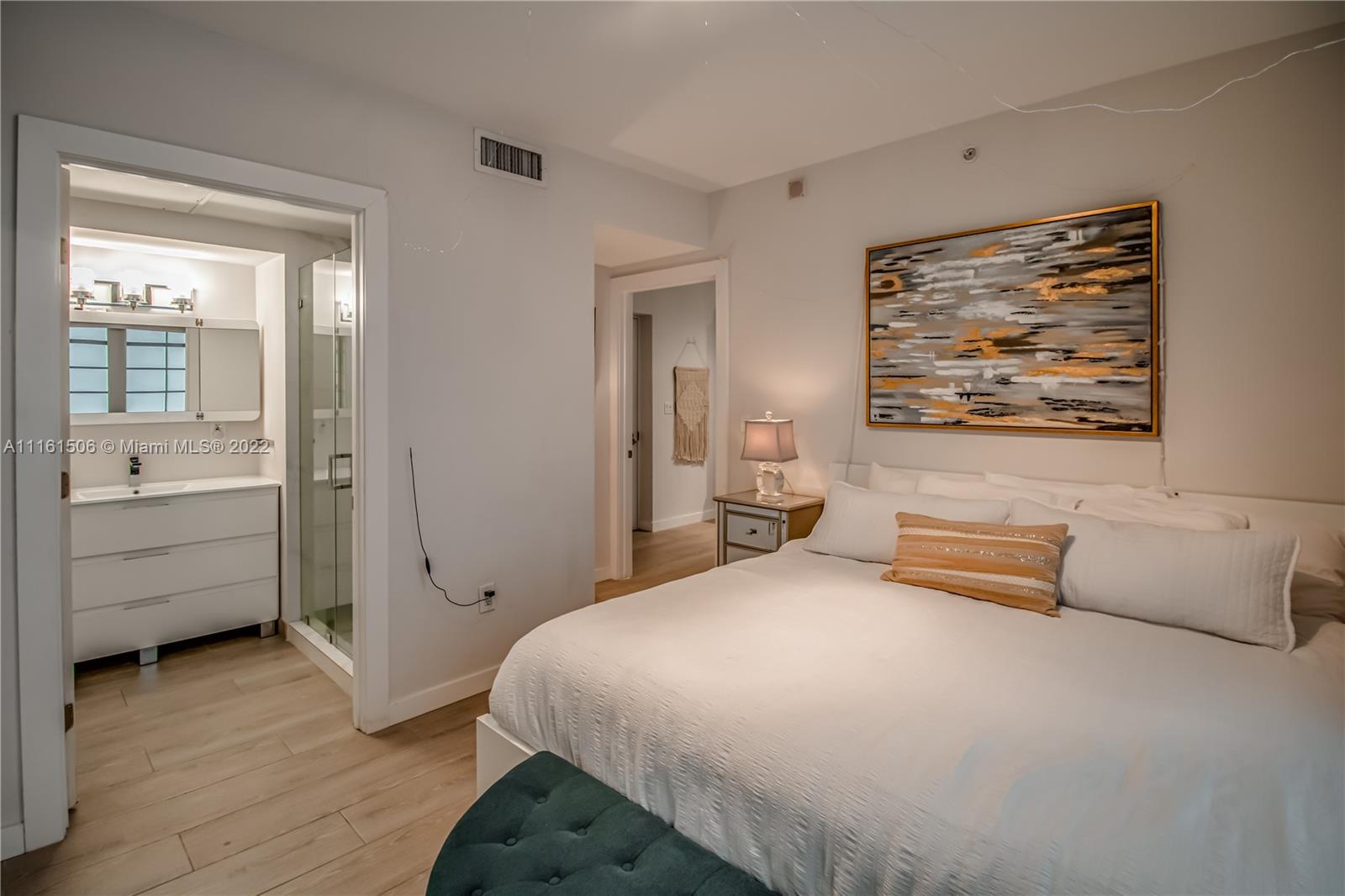 435 21st St Unit: 222