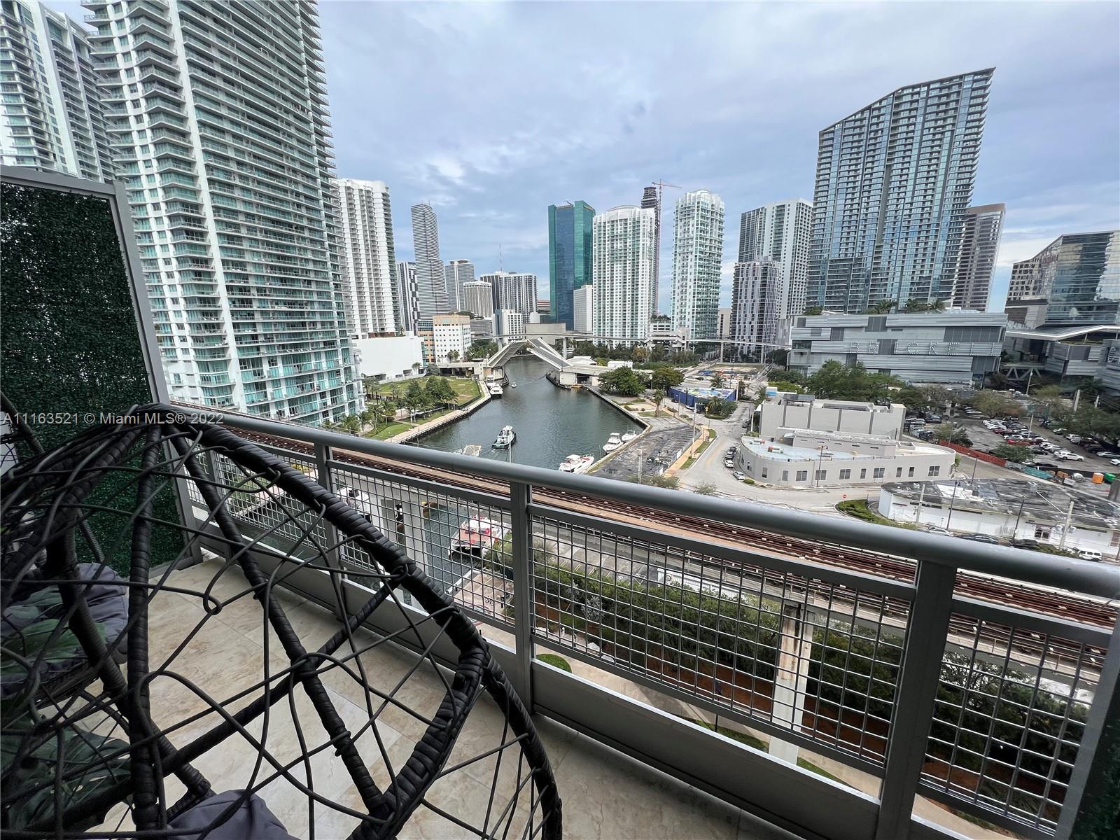 690 SW 1  CT Unit: 1506