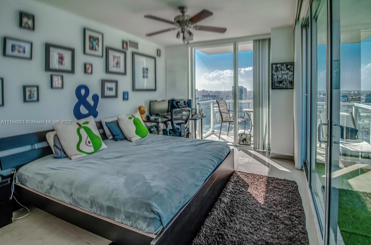 665 NE 25th St Unit: 2405
