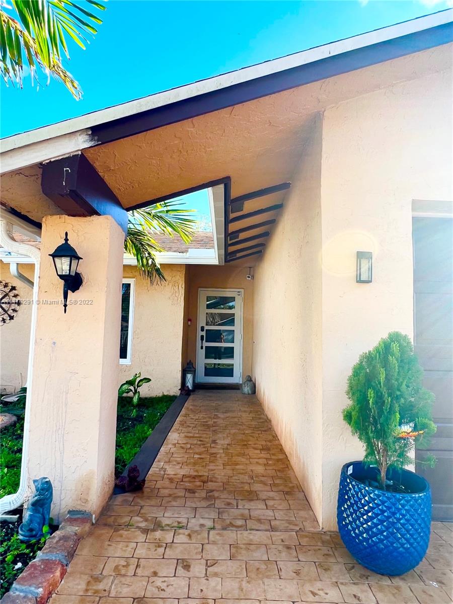 10730 NW 20th Ct