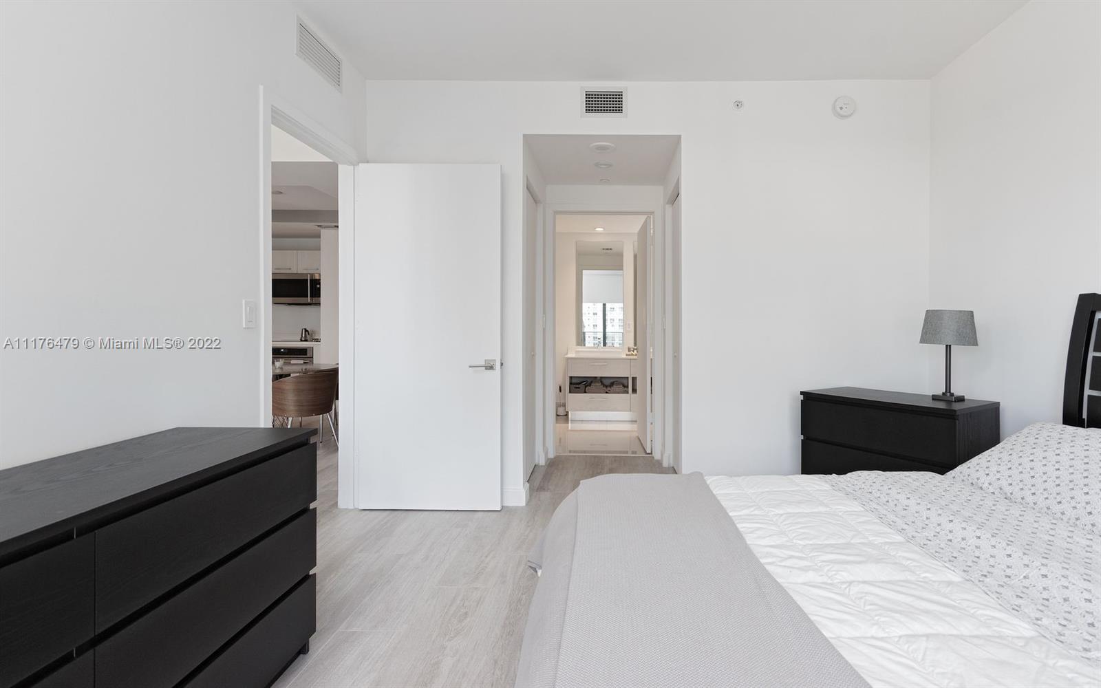 45 SW 9 Street Unit: 1805