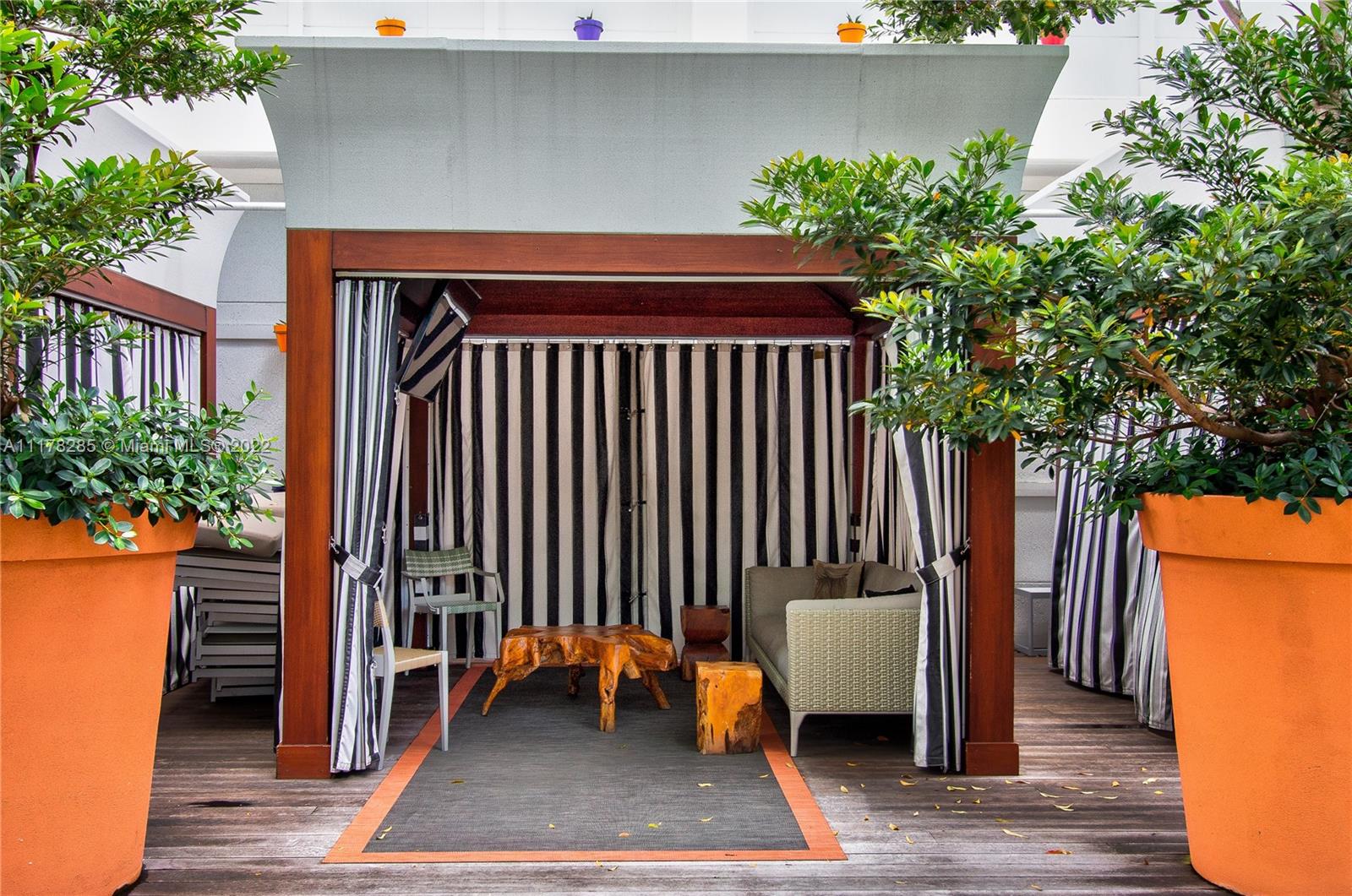 1300 S Miami Ave Unit: 2910