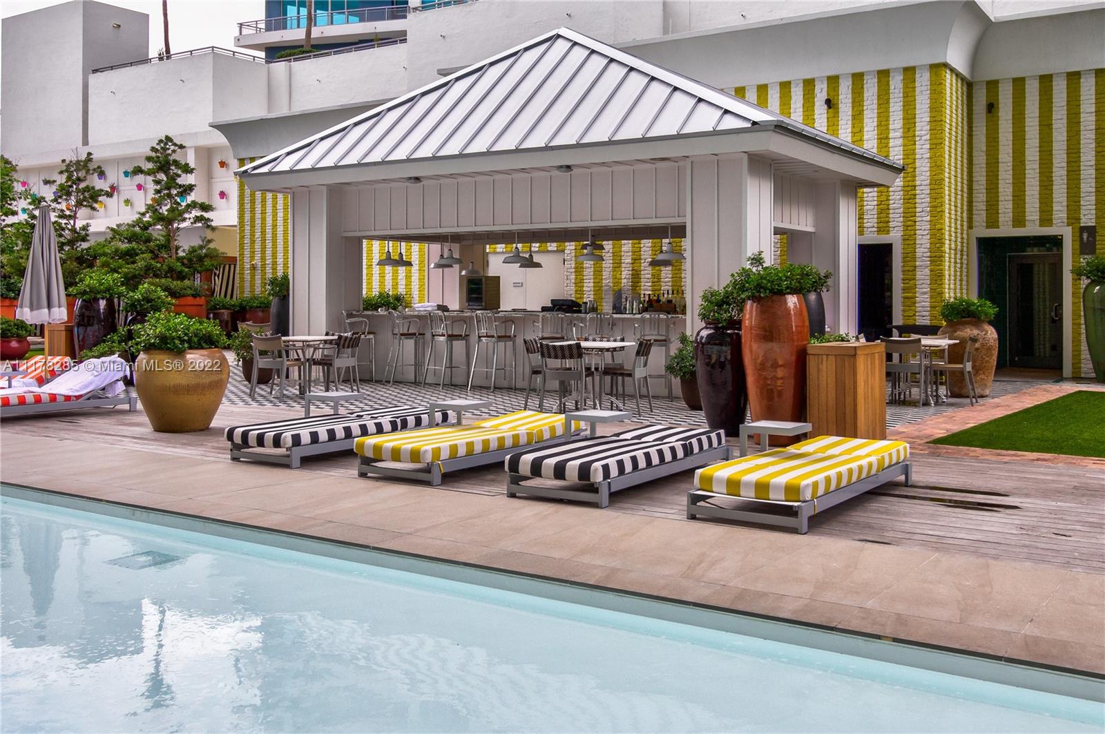 1300 S Miami Ave Unit: 2910