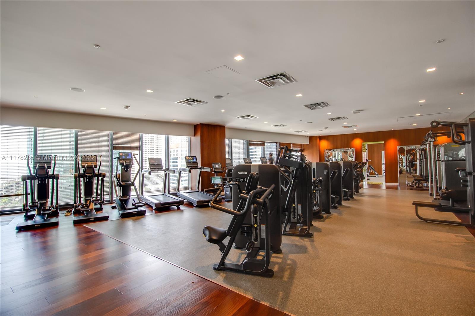 1300 S Miami Ave Unit: 2910