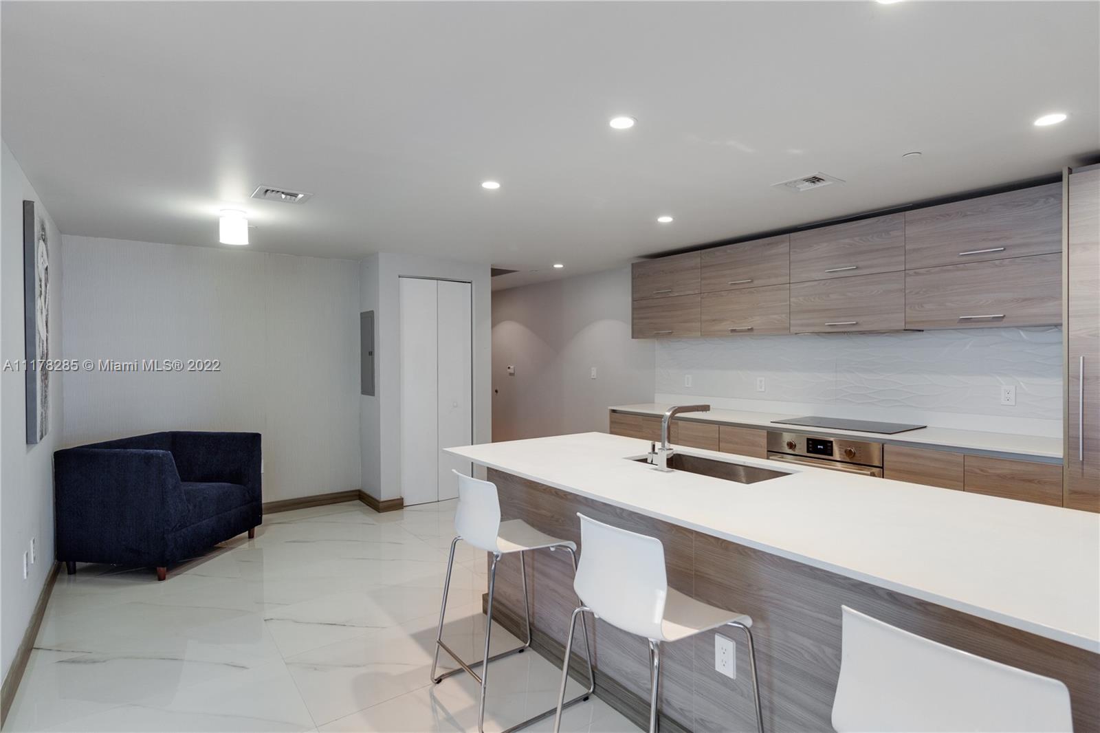 1300 S Miami Ave Unit: 2910