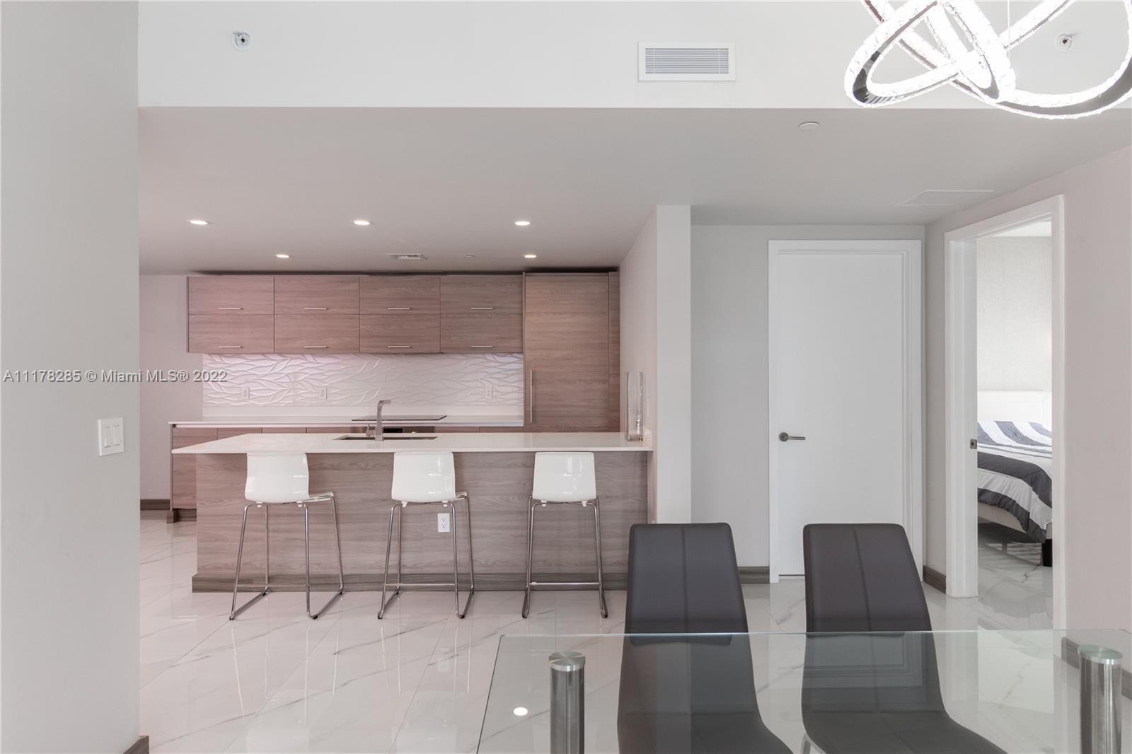 1300 S Miami Ave Unit: 2910