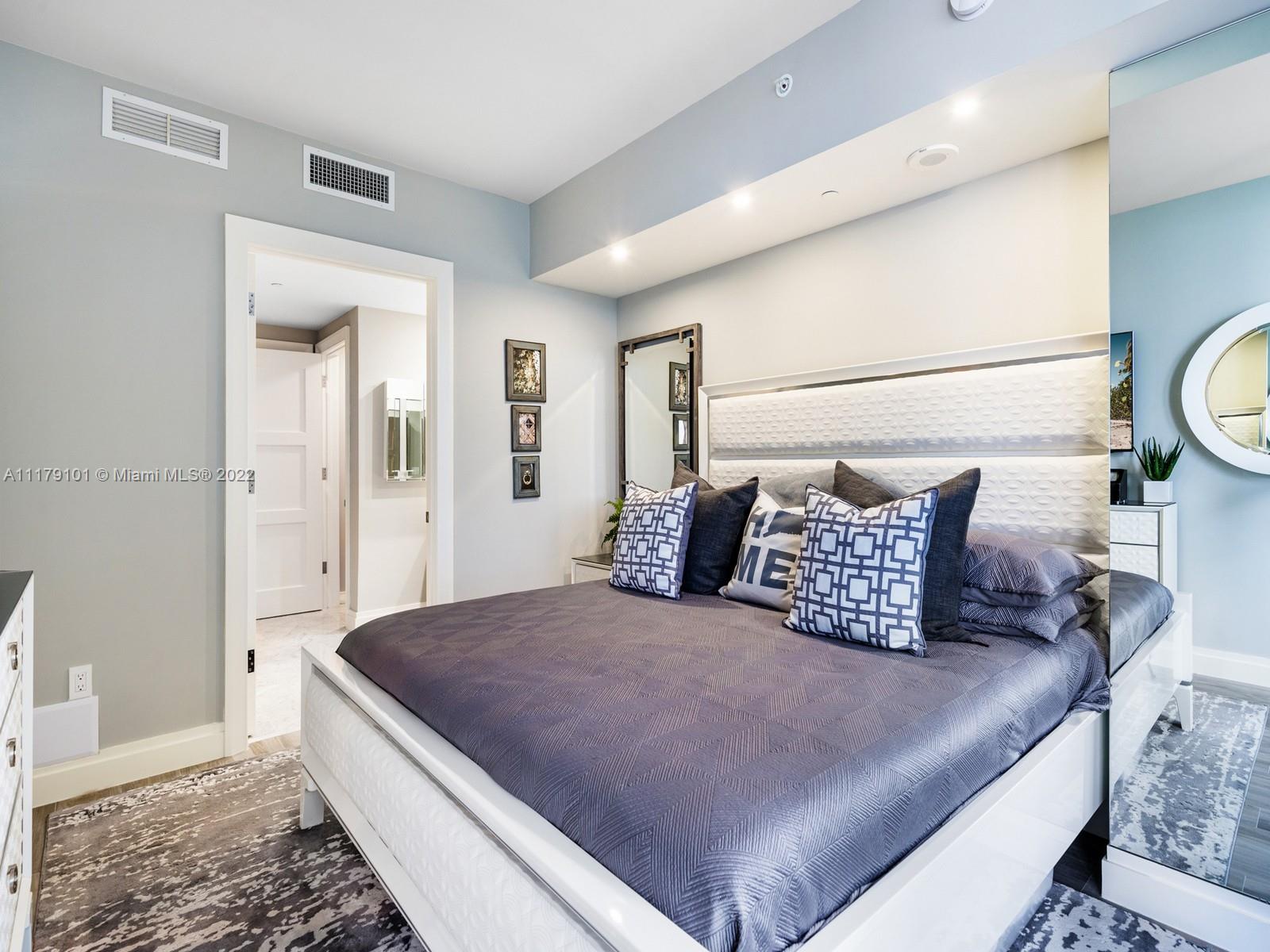 801 S Miami Ave Unit: 3706